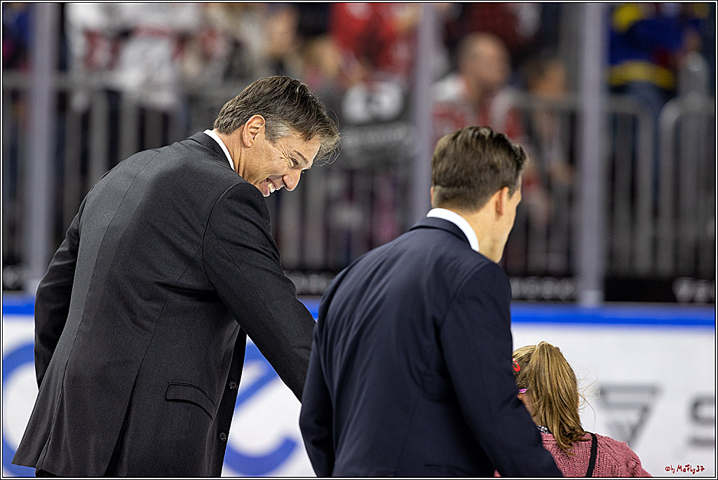 PENNY DEL;  Kölner Haie - Fischtown Pinguins; Köln, 04.10.2022